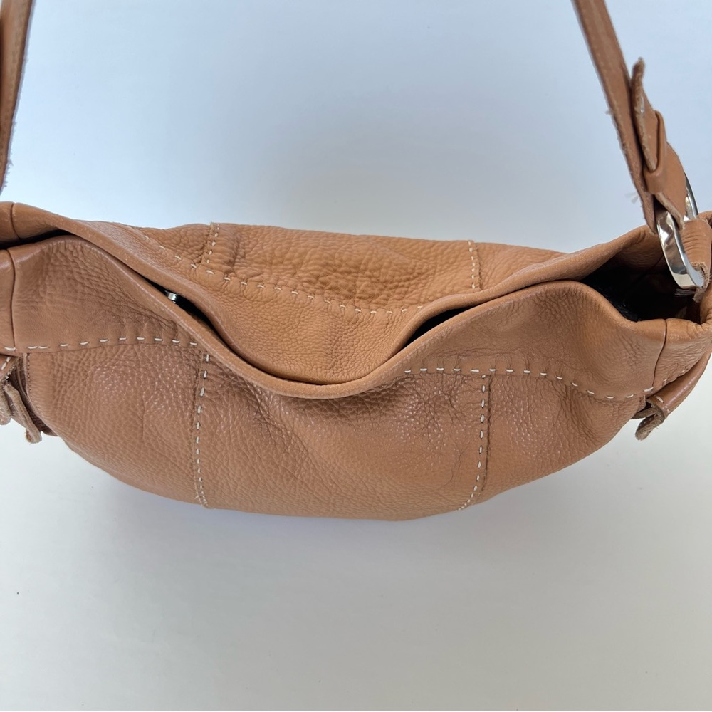 CARLA MANCINI Tan Pebble Leather White Stitching Side Pockets Large Shoulder Bag - Picture 7 of 13